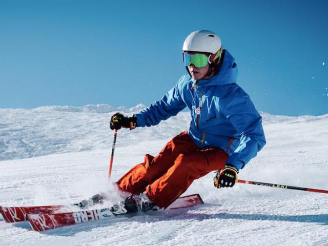 How to choose a ski suit?