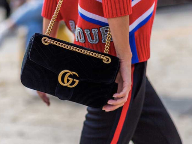 What bag to wear with a tracksuit?
